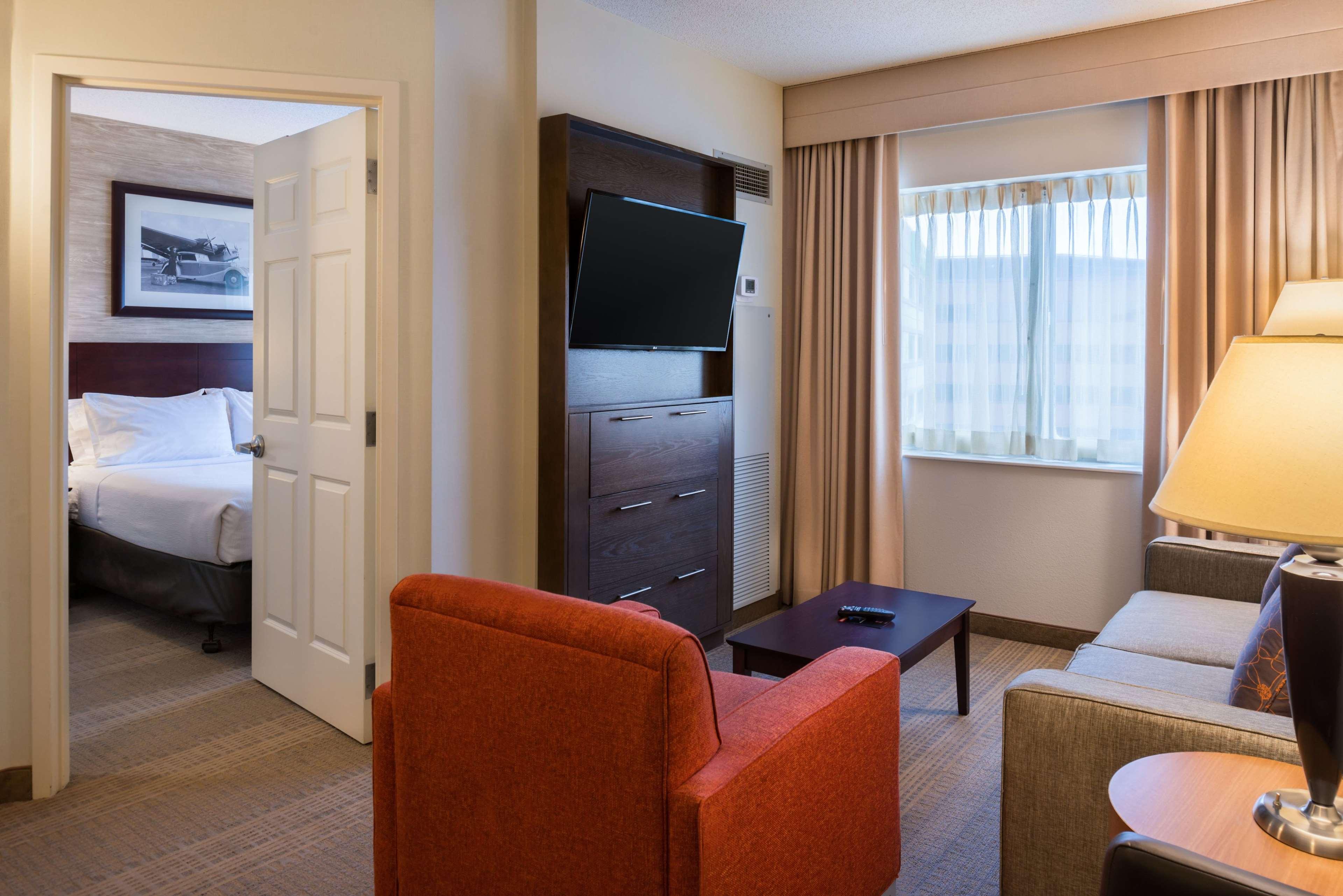 Hotel Sonesta Chicago O'hare Airport 3*